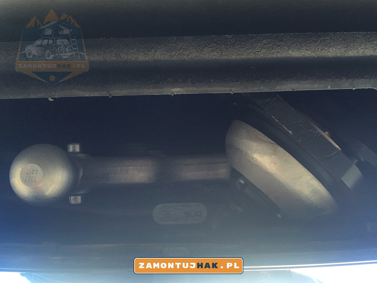 hak holowniczy w BMW X3